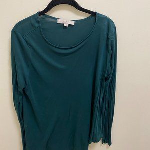 LOFT FLOWY TEAL TOP (M)